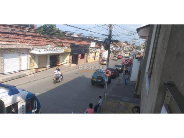 Edificios, Venta en Yumbo