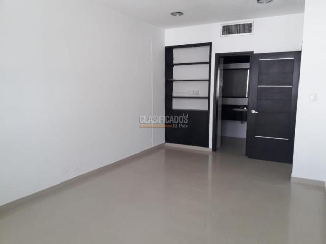 Oficinas y Consultorios, Venta en Santa Mónica Residencial