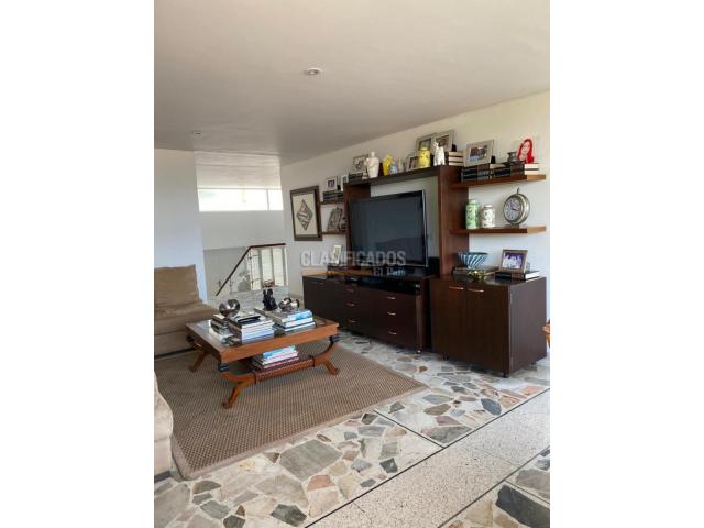 Casas, Venta en Cristales