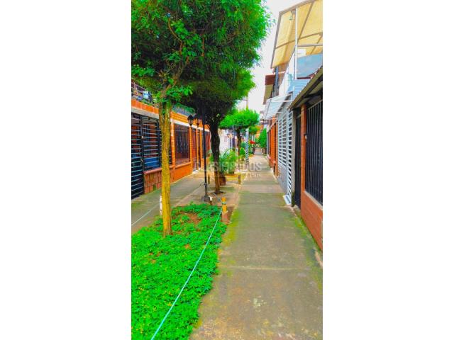 Casas, Venta en Ciudad Córdoba