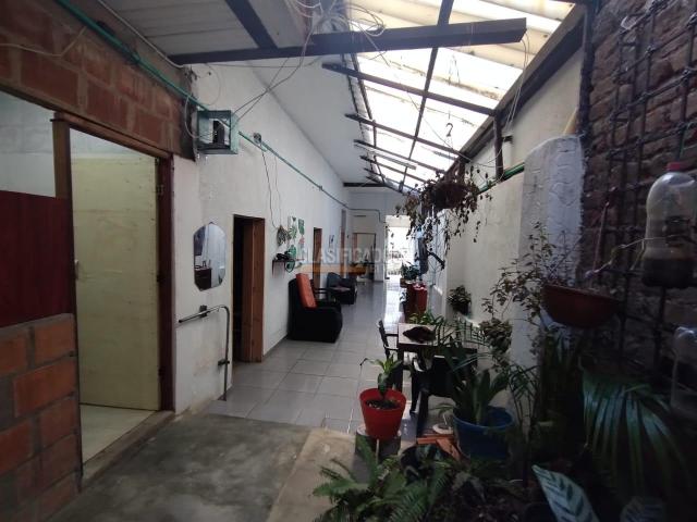 Casas, Venta en San Cayetano