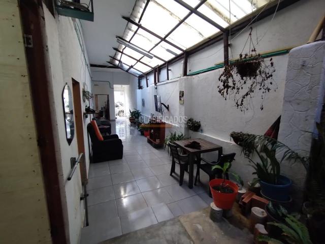 Casas, Venta en San Cayetano