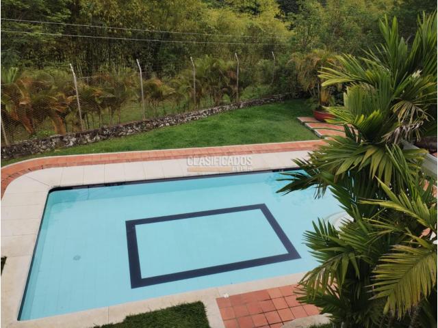 Casas, Venta en Pance