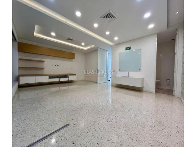 Oficinas y Consultorios, Venta en Centenario