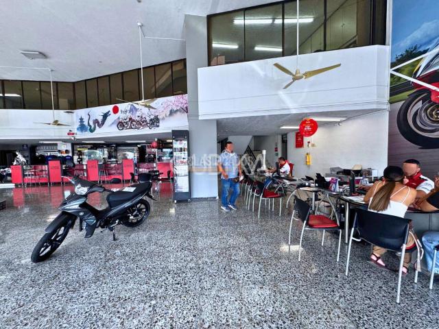 Locales y Bodegas, Venta en Prados del Norte