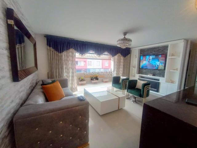 Apartamentos, Venta en La Flora