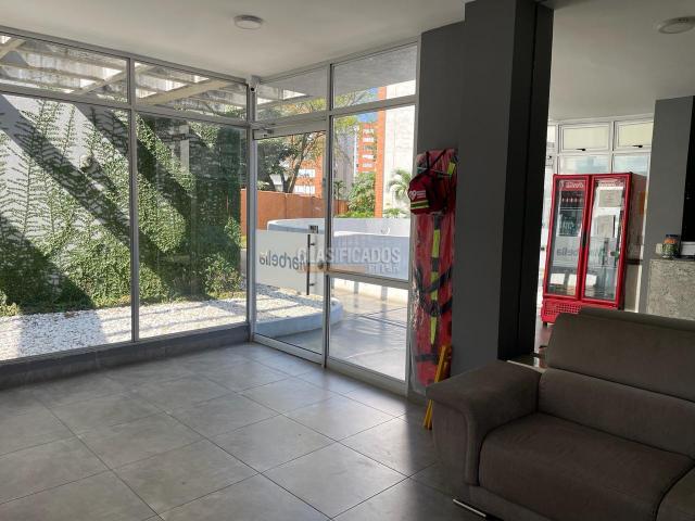 Apartamentos, Venta en Valle del Lili