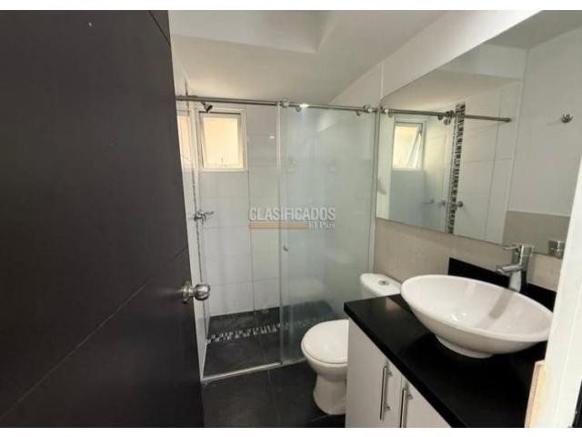 Apartamentos, Venta en Valle del Lili