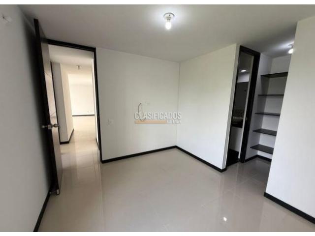 Apartamentos, Venta en Valle del Lili