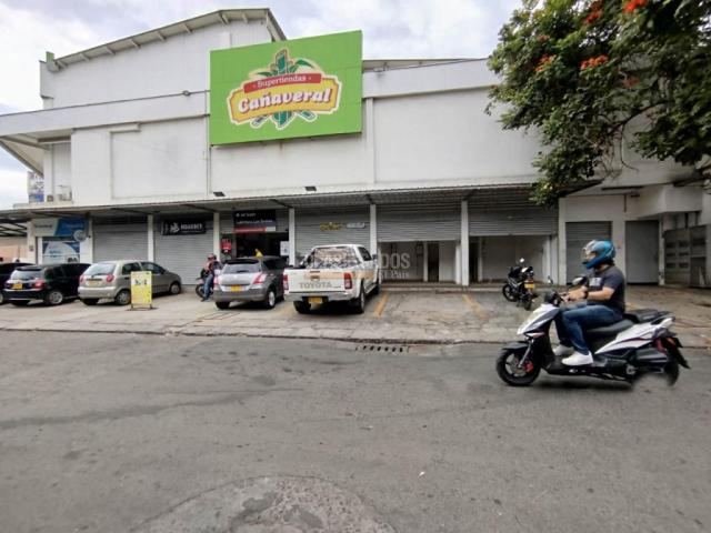 Locales y Bodegas, Alquiler en Brisas de los Álamos