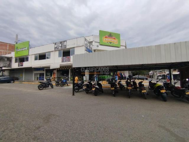 Locales y Bodegas, Alquiler en Brisas de los Álamos