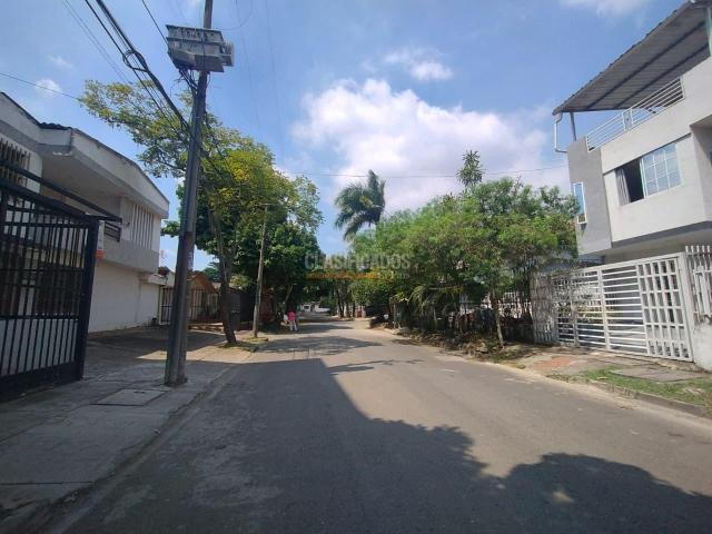 Edificios, Venta en Prados del Norte