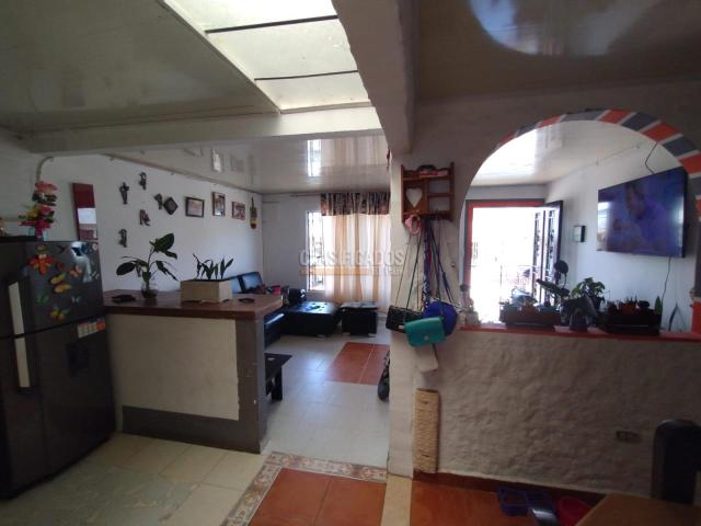 Casas, Venta en Calima (Darién)