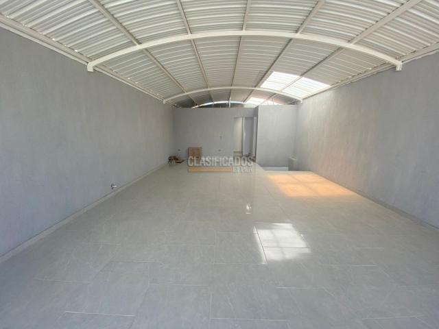 Casas, Venta en Ciudad 2.000