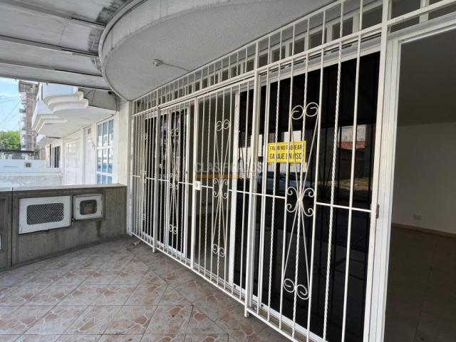 Edificios, Venta en Prados del Limonar