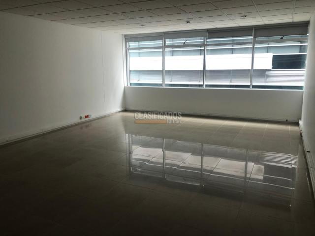 Oficinas y Consultorios, Alquiler en Chipichape