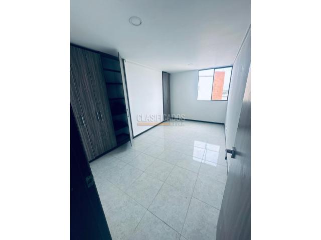 Apartamentos, Venta en El Limonar