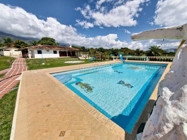 Fincas y Casas Campestres, Venta en Calima (Darién)