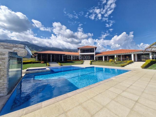 Fincas y Casas Campestres, Alquiler en Calima (Darién)