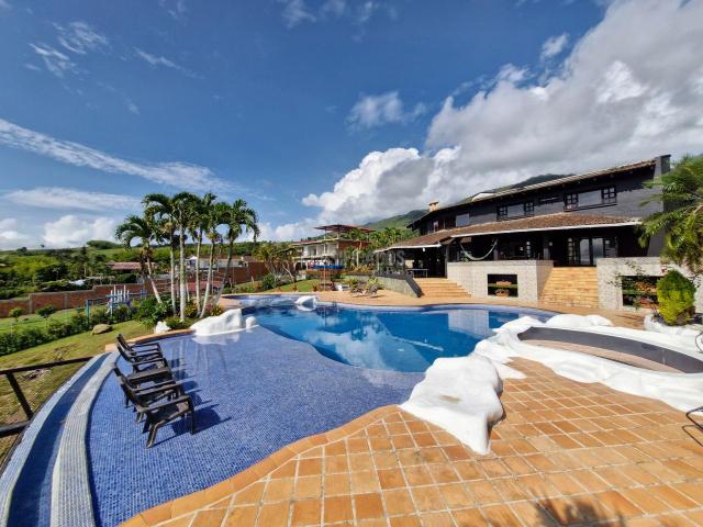 Fincas y Casas Campestres, Alquiler en Calima (Darién)