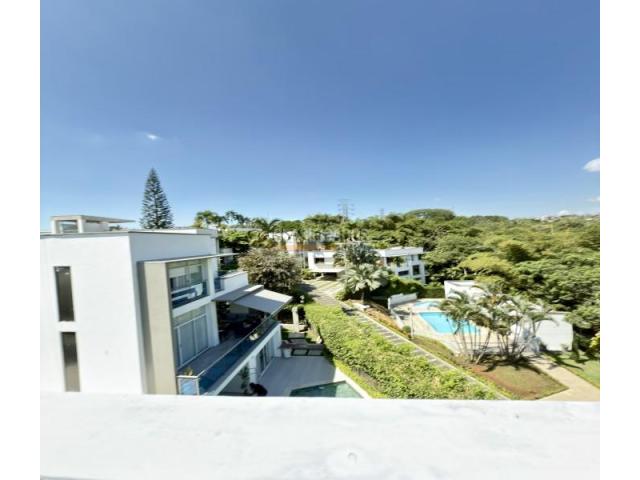 Casas, Venta en Ciudad Jardín