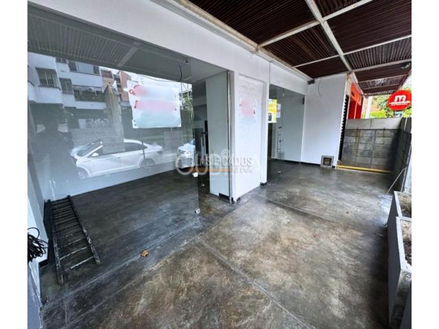 Locales y Bodegas, Alquiler en El Peñón