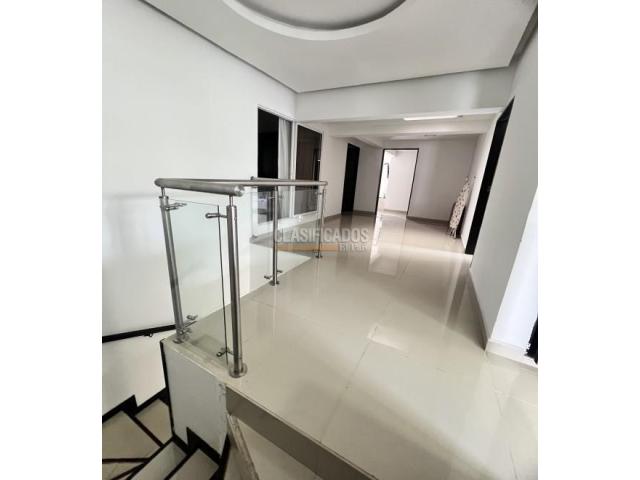 Casas, Venta en El Limonar