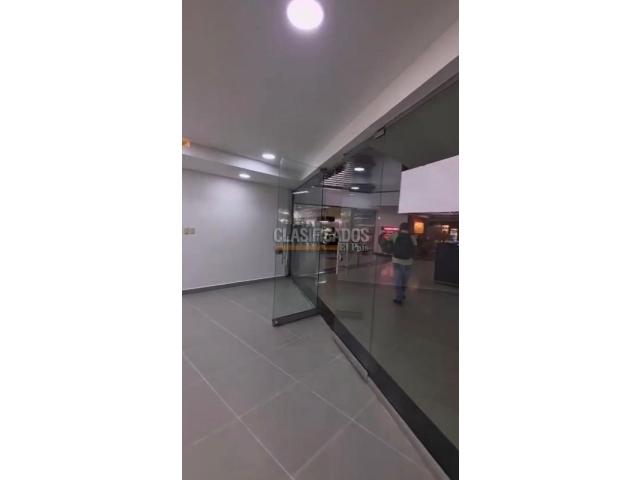 Locales y Bodegas, Alquiler en Centro Ccial Cosmocentro