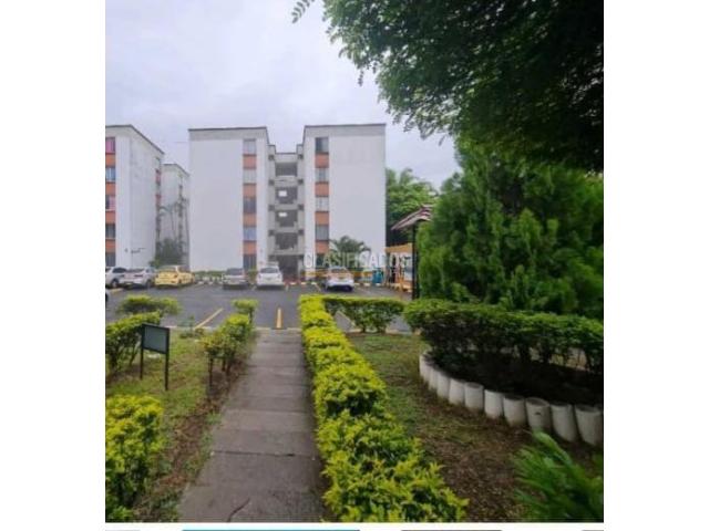 Apartamentos, Venta en Torres de Comfandi