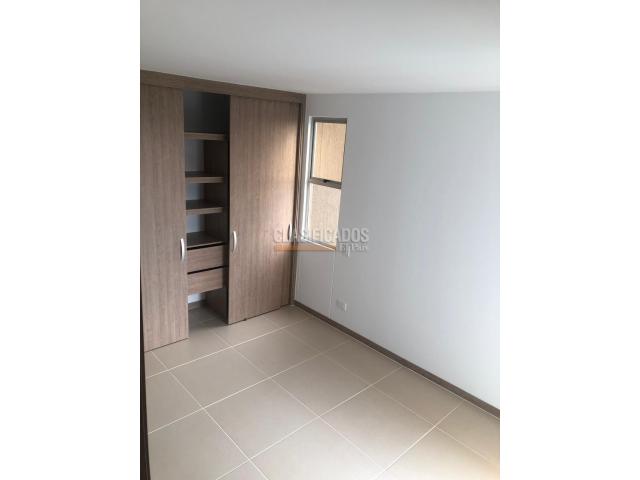 Apartamentos, Venta en La Flora