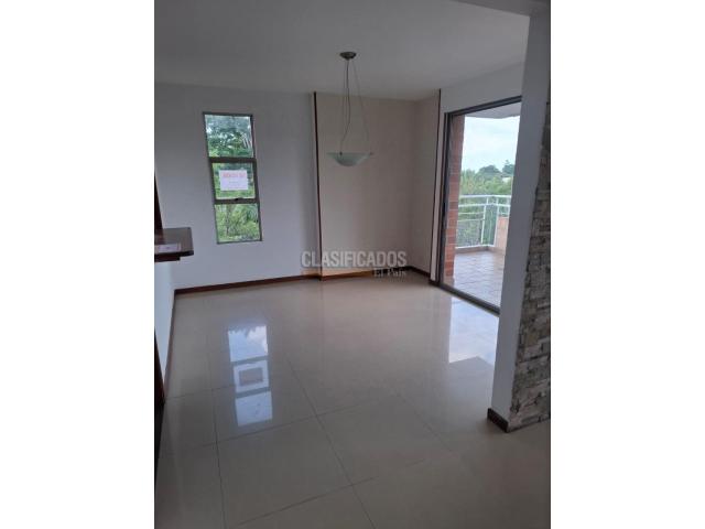 Apartamentos, Venta en Ciudad Jardín