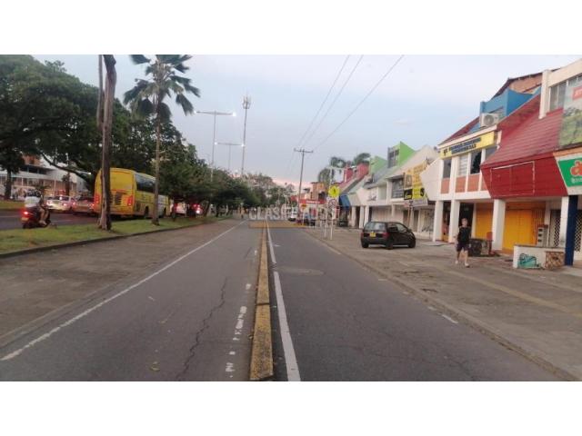 Locales y Bodegas, Venta en Urbanización La Merced