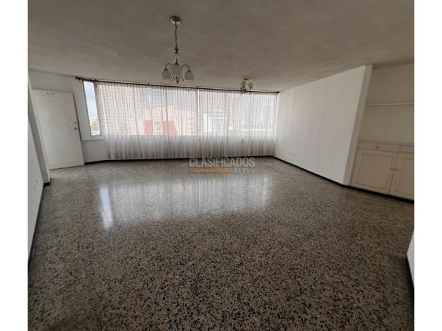 Apartamentos, Venta en Granada