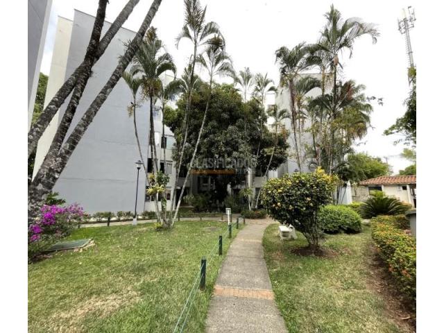 Apartamentos, Venta en Los Farallones