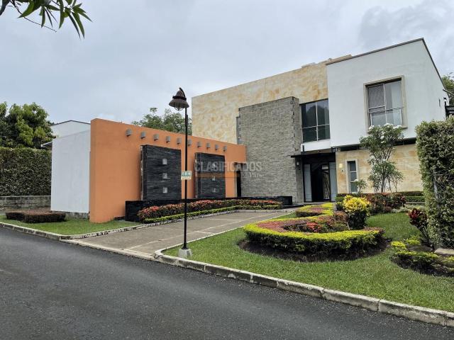 Casas, Alquiler en Pance