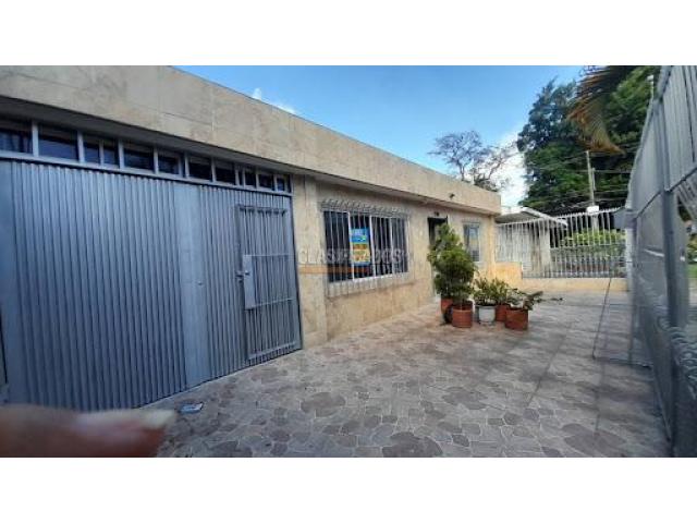 Casas, Alquiler en Eucarístico