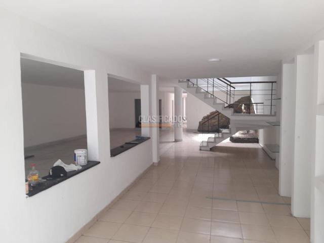 Locales y Bodegas, Alquiler en San Vicente