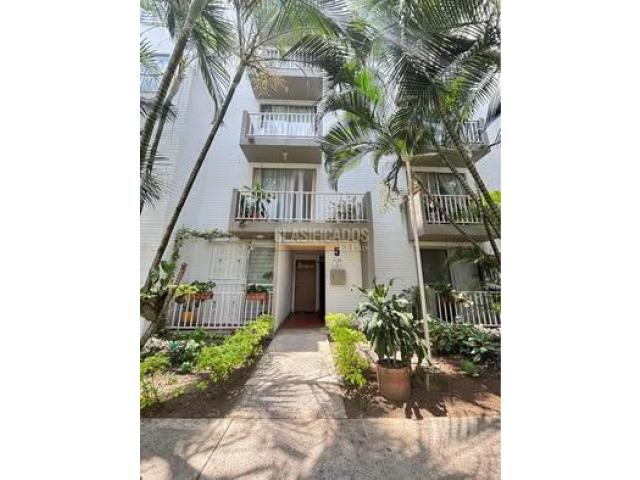 Apartamentos, Venta en Valle del Lili