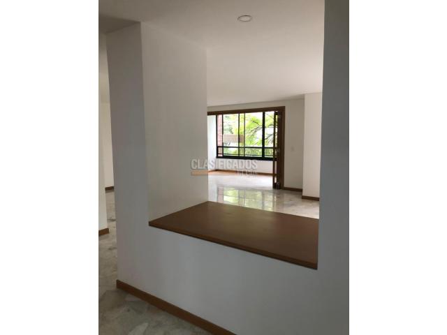 Apartamentos, Venta en Santa Rosa del Oeste