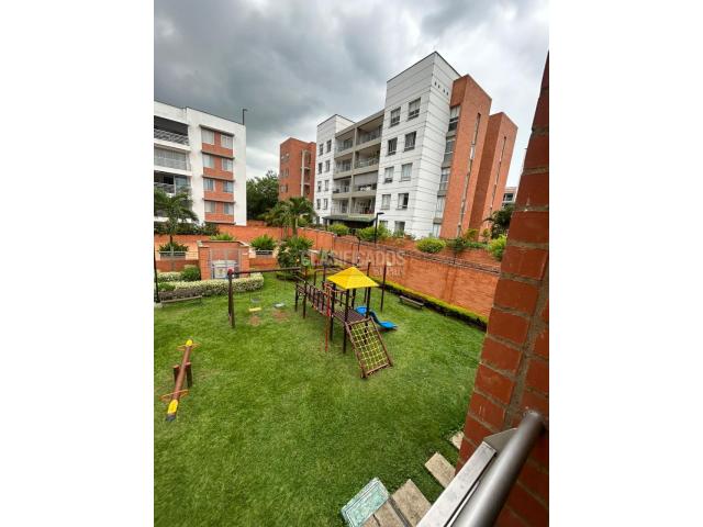 Apartamentos, Alquiler en Ciudad Jardín