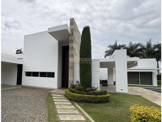 Casas, Venta en Ciudad Jardín