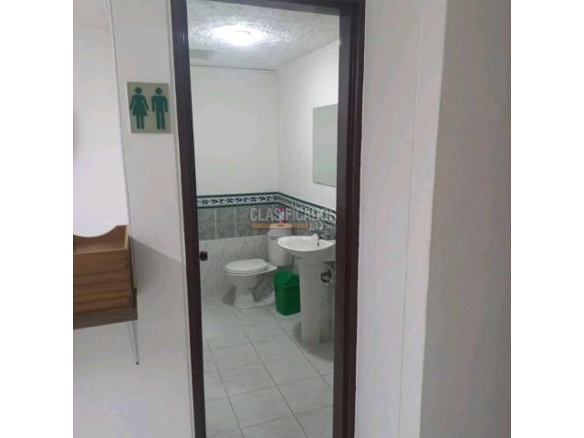 Oficinas y Consultorios, Venta en Santa Isabel