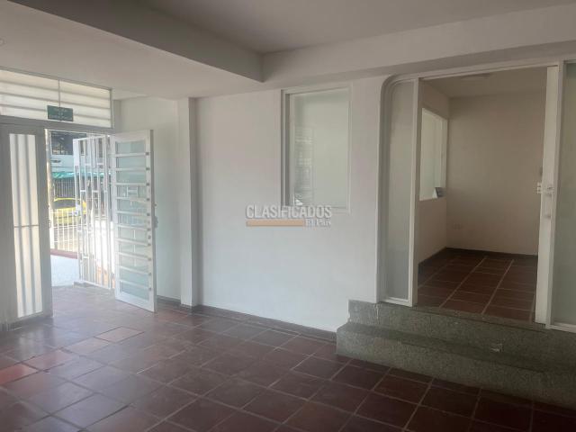 Oficinas y Consultorios, Alquiler en San Vicente