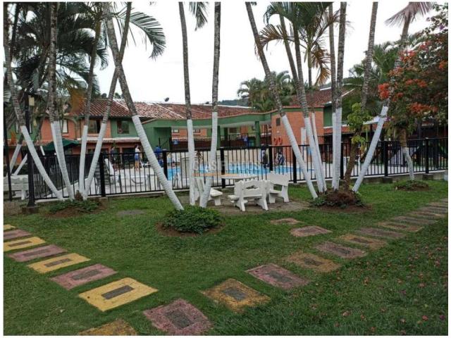 Casas, Venta en Seminario