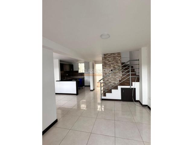 Casas, Alquiler en Pereira