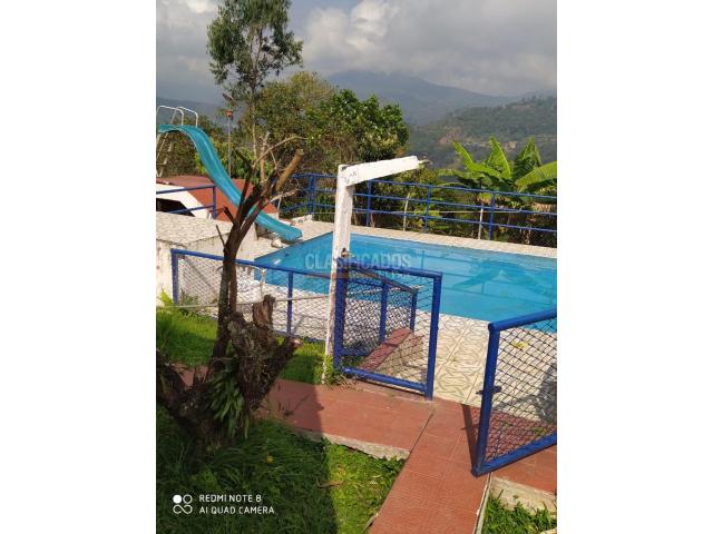 Fincas y Casas Campestres, Venta en La Elvira