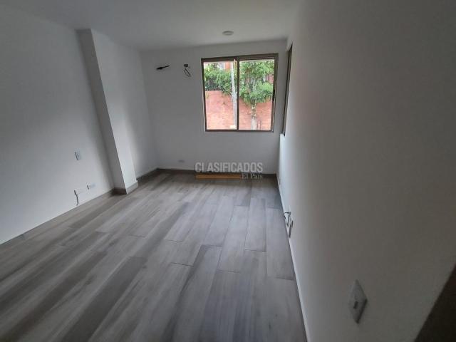 Casas, Venta en Ciudad Jardín