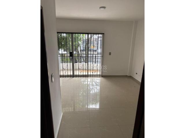 Casas, Venta en Ciudad 2.000