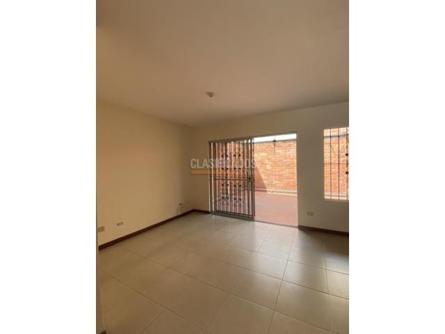 Casas, Venta en La Hacienda