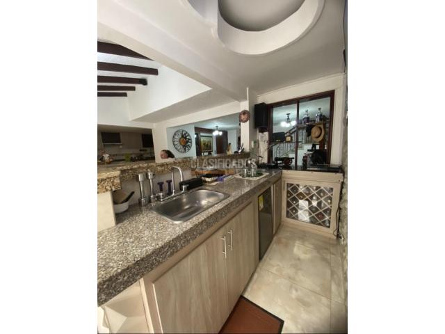 Casas, Venta en Santa Anita